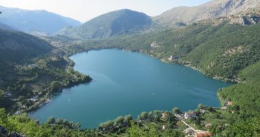 Scanno, il lago a forma di cuore