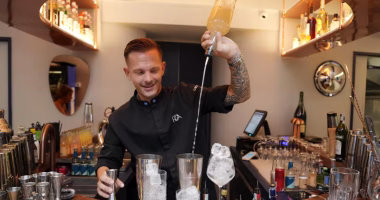 Rocco De Angelis apre la sua Bodega ai baretti di Chiaia