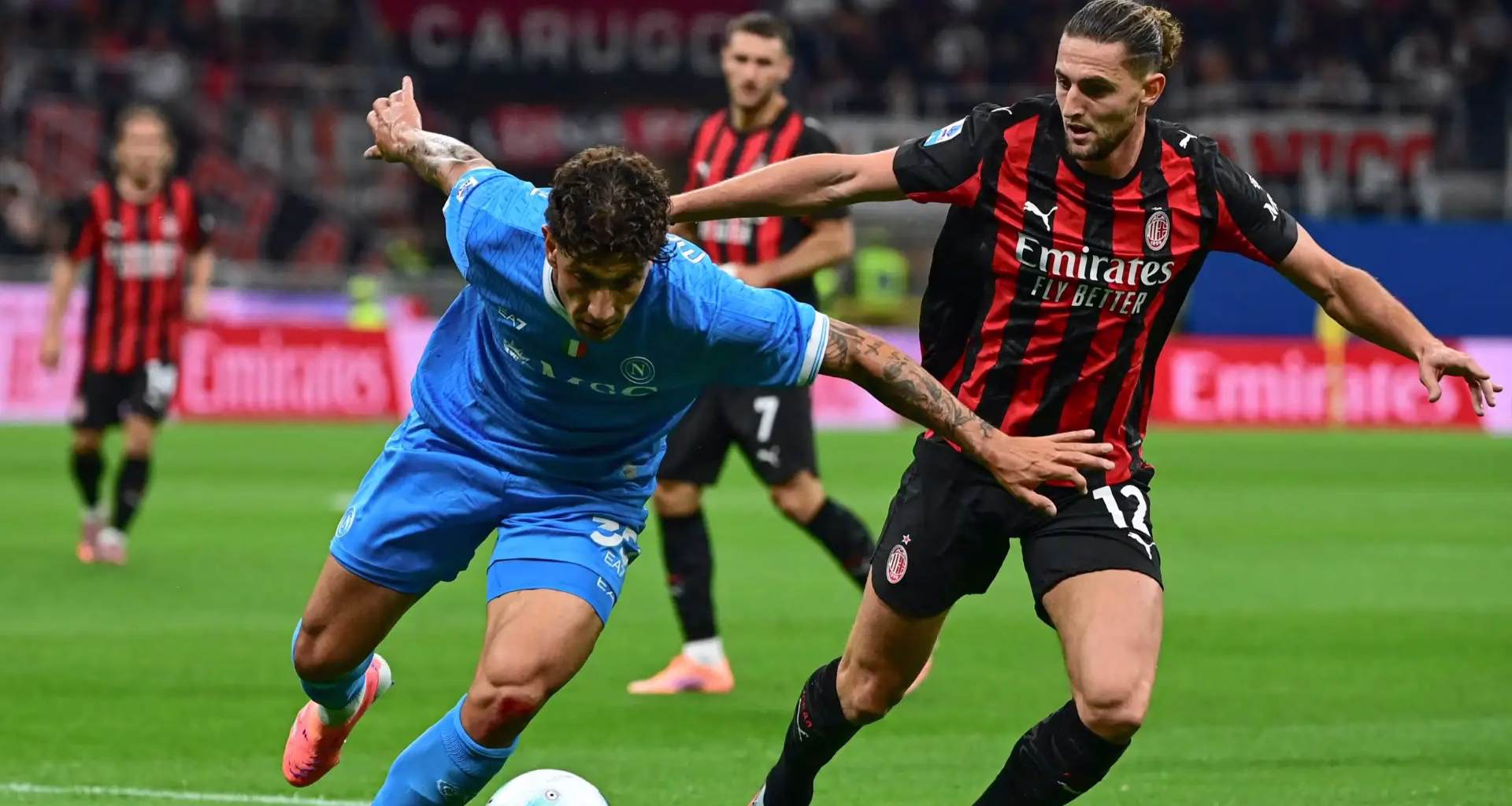 Il Napoli perde a Milano. Più tre per la squadra rossonera