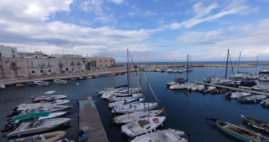 Giovinazzo: storia, mare e sapori autentici