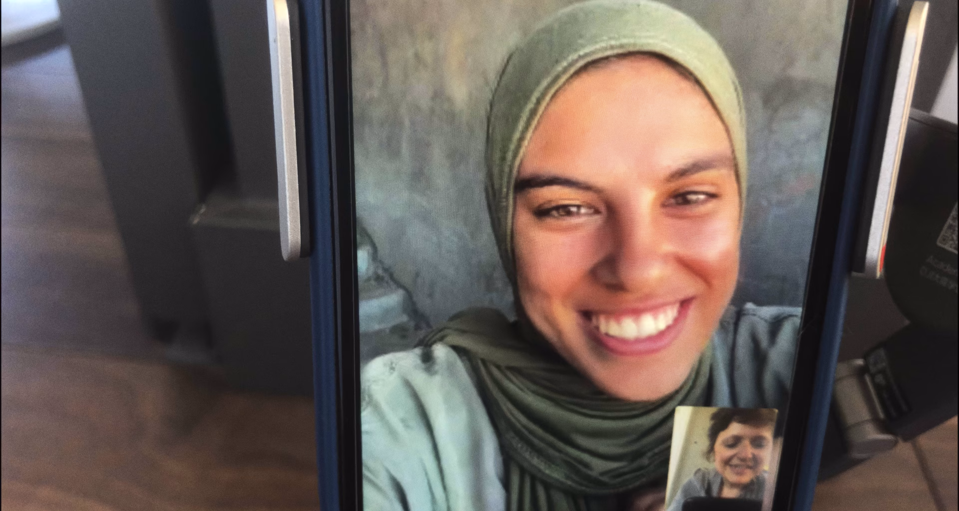 "Put your soul on your hand and walk" al cinema dal 27 novembre\