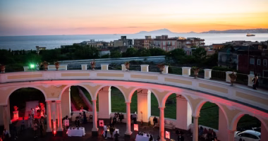 Triple A Experience: vino naturale, musica e food a Villa Campolieto