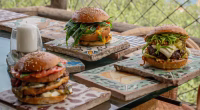 Peppe Guida firma i burger di Public House Caserta