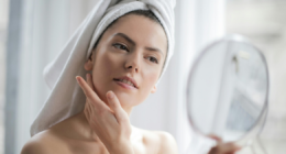 Meno prodotti, più risultati: perchè la beauty routine sta diventando sempre più intelligente
